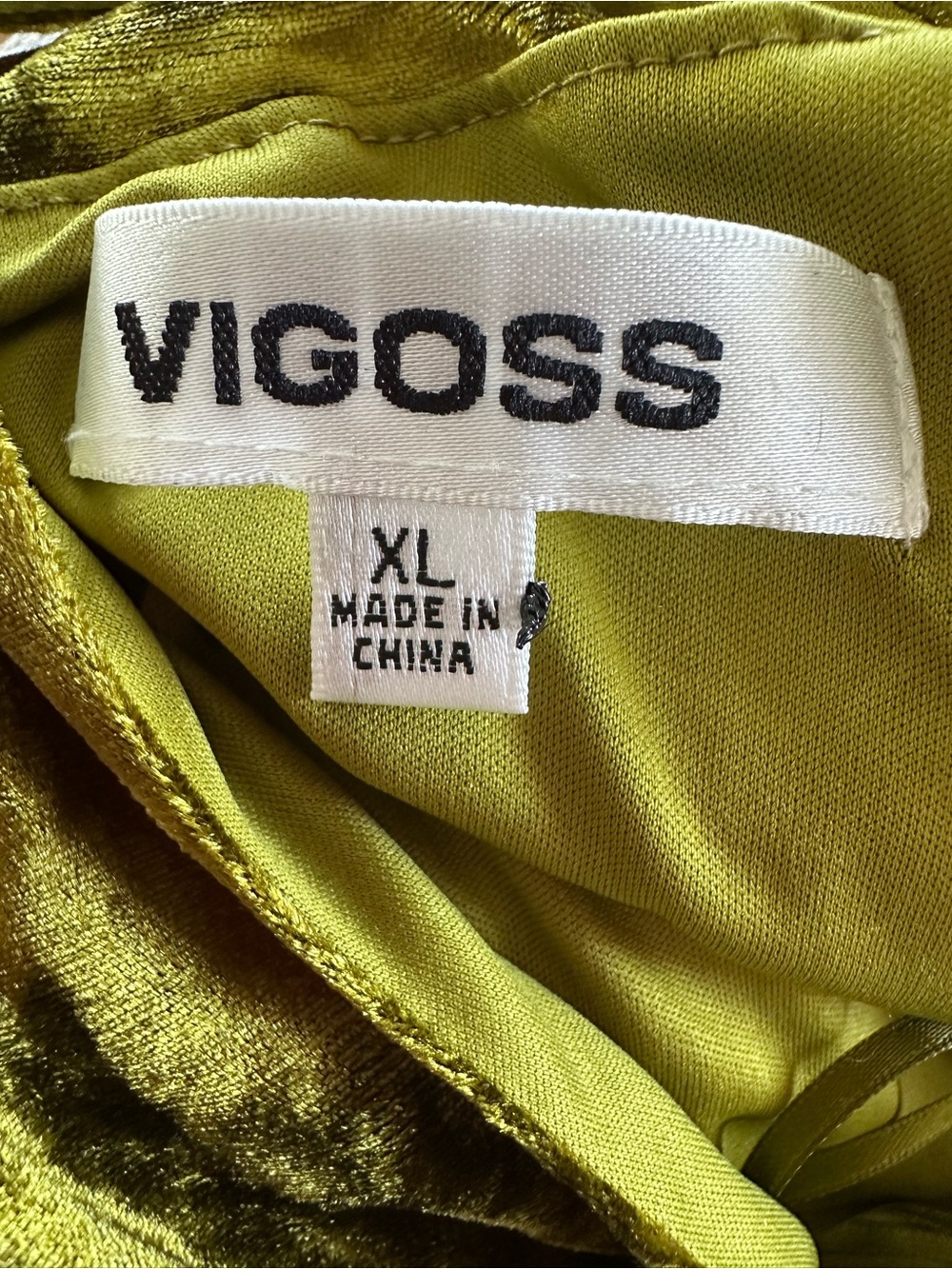 Vigoss Moss Green Crushed Velvet Bows on Cami - Picture 2 of 3
